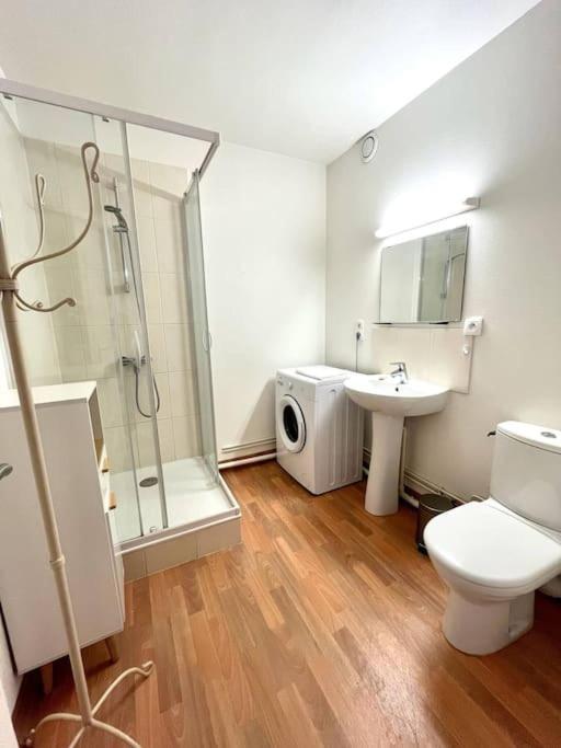 Giena - Sils Appartement Caen Buitenkant foto